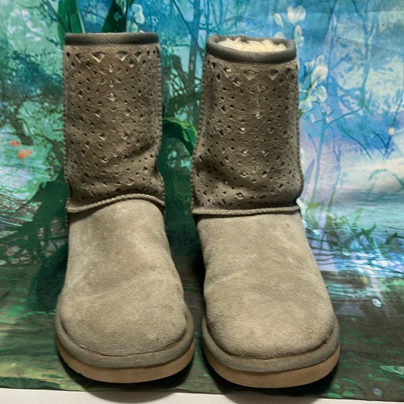 UGG Shoes - UGG boots, size 6, gray silver laser cut